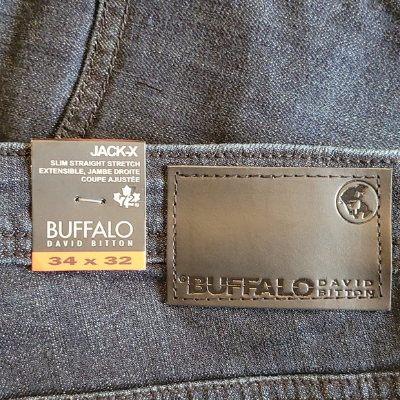 NWT - 34x32 David Bitton Jeans - Slim - Picture 2 of 2